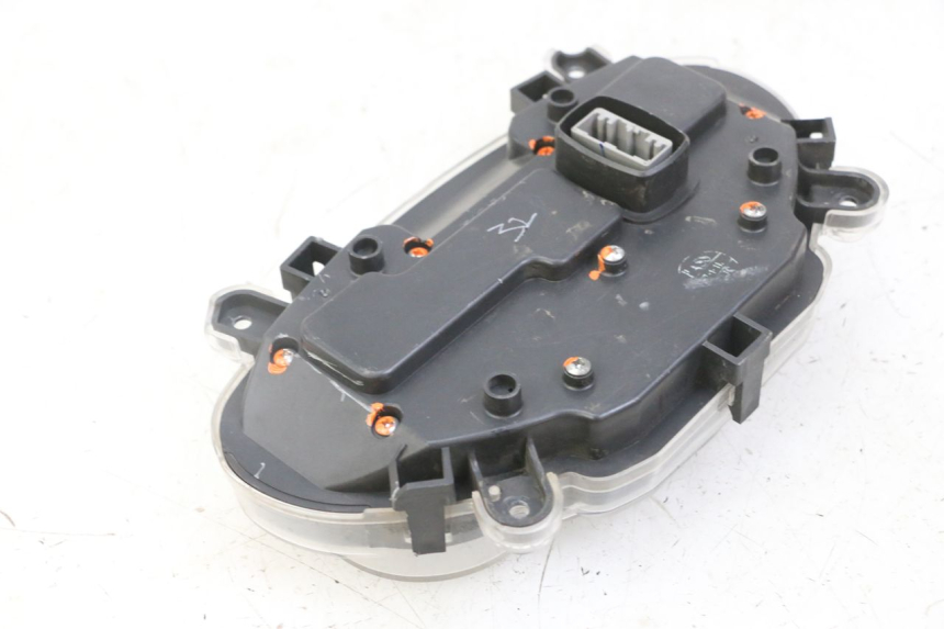 photo de TELLERSTAND PIAGGIO IE MP3 YOURBAN 300 (2011 - 2016) - Technische close-up