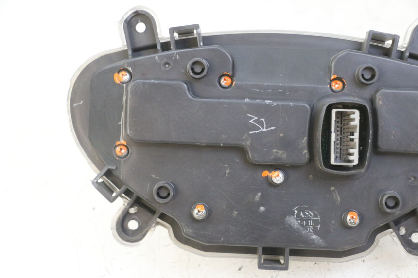 photo de TELLERSTAND PIAGGIO IE MP3 YOURBAN 300 (2011 - 2016) - Bevestigingspunten