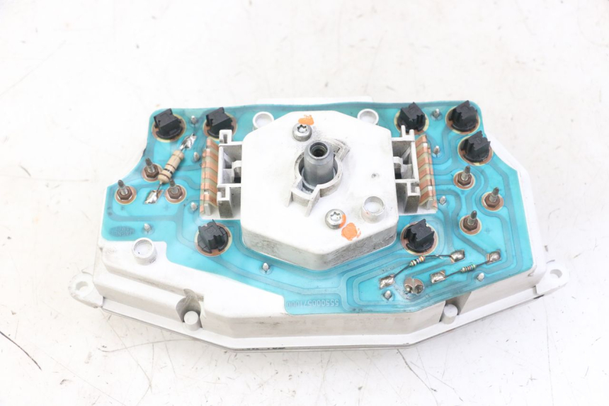 photo de TELLERSTAND PEUGEOT JET FORCE CARBU 50 (2003 - 2016) - Bevestigingspunten