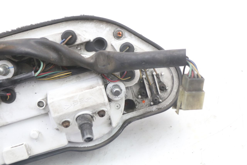 photo de TELLERSTAND KAWASAKI GTR 1000 (1994 - 2004) - Markeringen en referenties