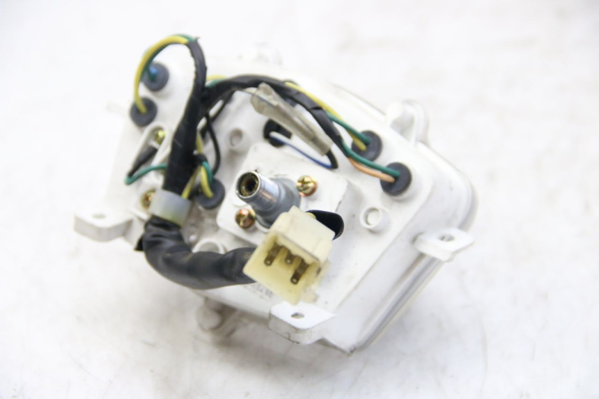 photo de TELLERSTAND PEUGEOT KISBEE 2T 50 (2010 - 2017) - Zoom op gebruiksstaat