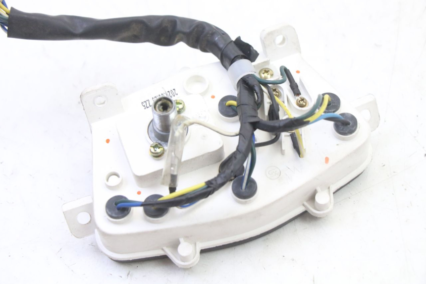 photo de TELLERSTAND PEUGEOT KISBEE 2T 50 (2018 - 2022) - Markeringen en referenties