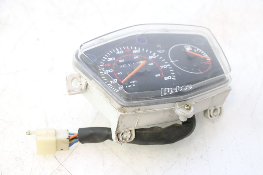 photo de TELLERSTAND PEUGEOT KISBEE 2T 50 (2010 - 2017) - Kenmerkende details