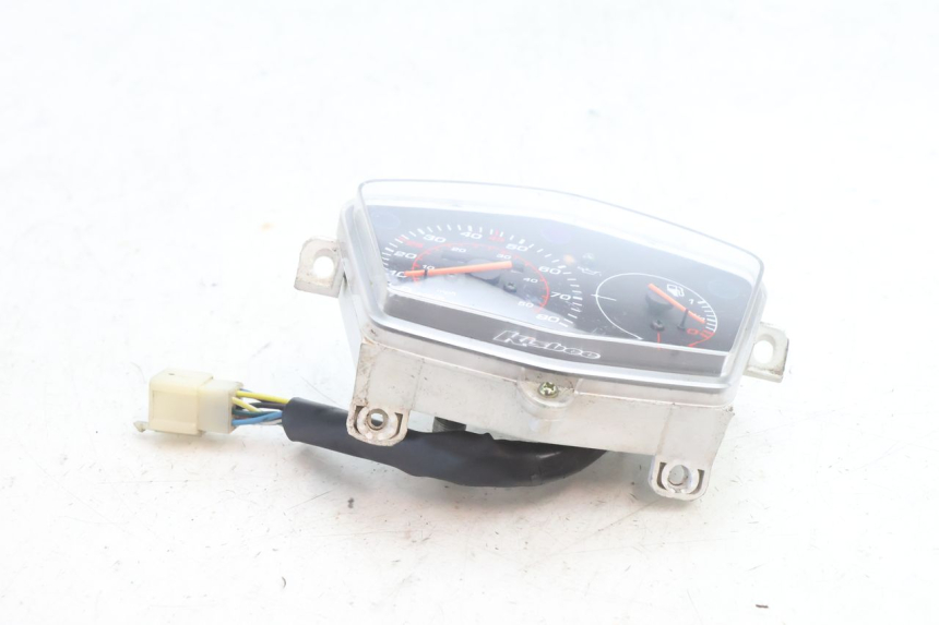 photo de TELLERSTAND PEUGEOT KISBEE 2T 50 (2010 - 2017) - Technische close-up