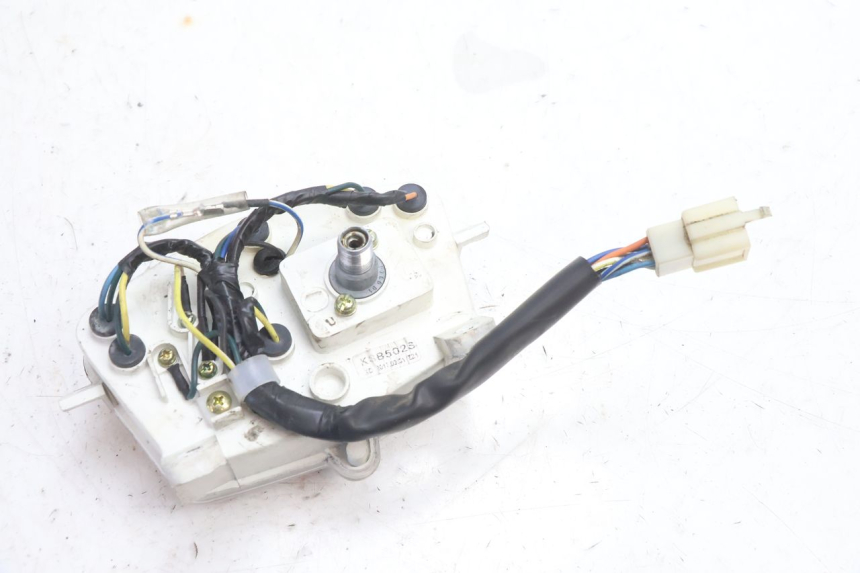 photo de TELLERSTAND PEUGEOT KISBEE 2T 50 (2010 - 2017) - Bevestigingspunten