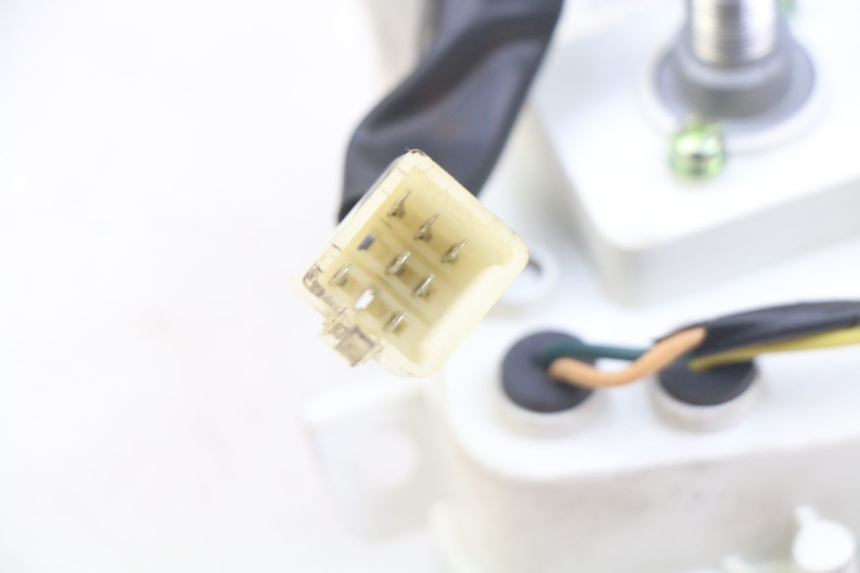 photo de TELLERSTANDMETER PEUGEOT KISBEE 4T 50 (2010 - 2017) - Zoom op gebruiksstaat