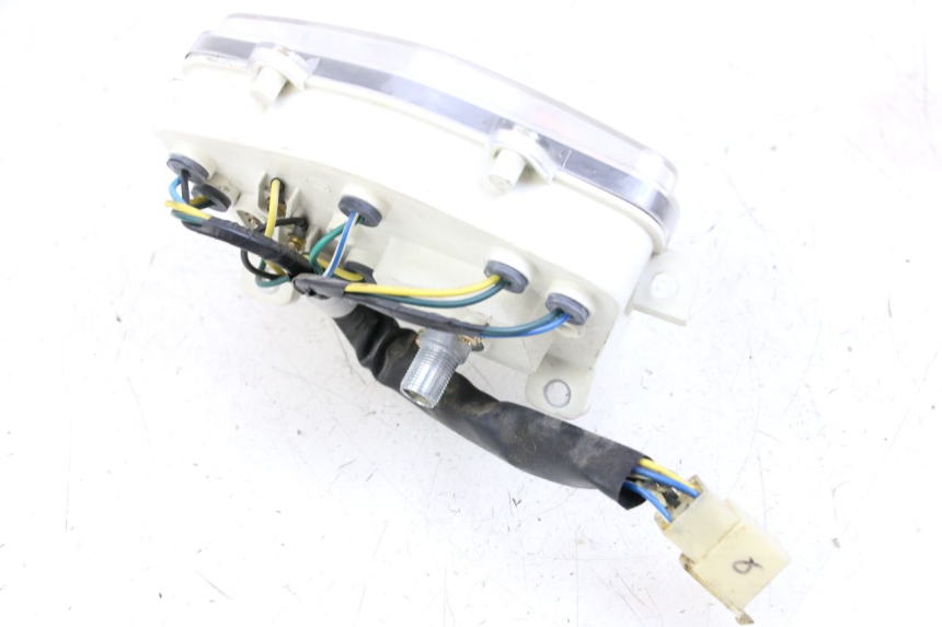 photo de TELLERSTAND PEUGEOT KISBEE 4T 50 (2018 - 2022) - Bevestigingspunten