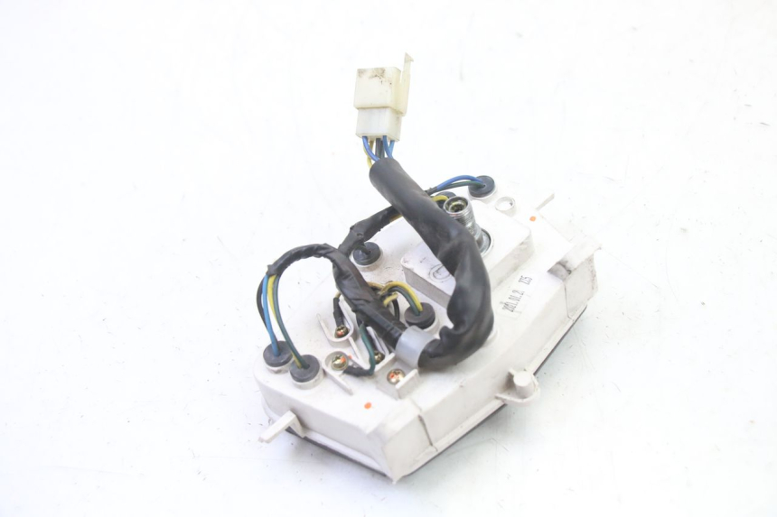 photo de TELLERSTAND PEUGEOT KISBEE 4T 50 (2018 - 2022) - Bevestigingspunten