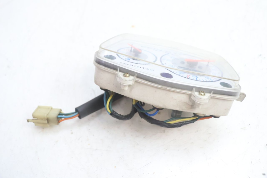 photo de TELLERSTANDMETER PEUGEOT KISBEE 4T 50 (2010 - 2017) - Overzicht