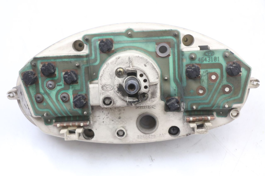 photo de TELLERSTAND RENAULT KOURANOS 125 (2001 - 2004) - Bevestigingspunten