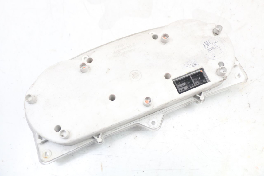 photo de TELLERSTANDMETER KYMCO X-TOWN XTOWN 125 (2016 - 2021) - Bevestigingspunten