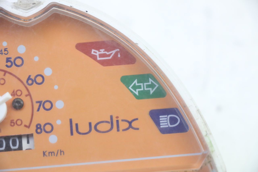 photo de TELLERSTAND PEUGEOT LUDIX 50 (2008 - 2017) - Zoom op gebruiksstaat