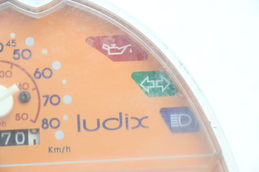 photo de TELLERSTANDMETER PEUGEOT LUDIX ONE 50 (2004 - 2013) - Zoom op gebruiksstaat