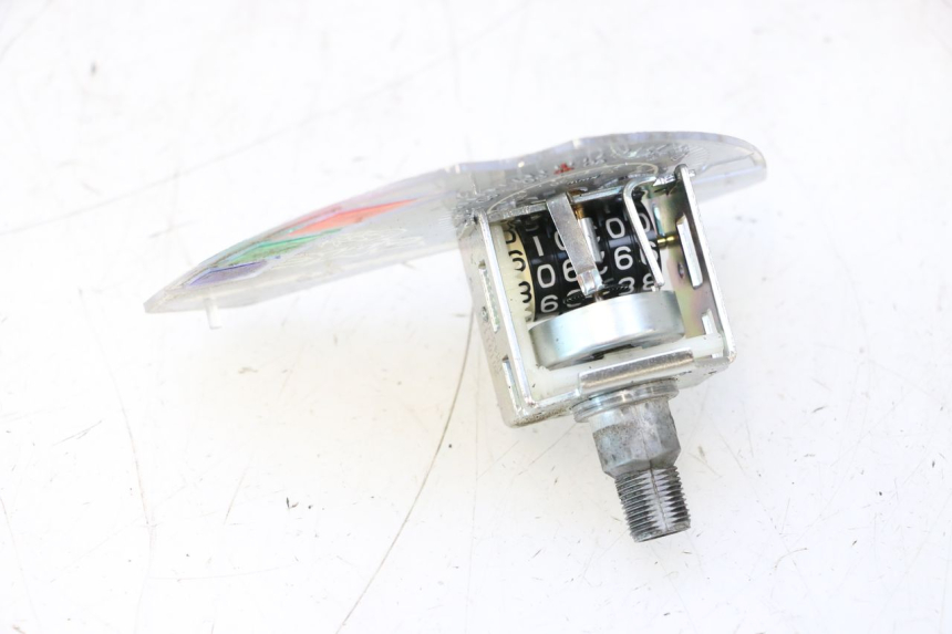 photo de TELLERSTAND PEUGEOT LUDIX SNAKE 2T 50 (2004 - 2014) - Bevestigingspunten