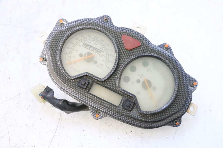 photo de TELLER KEEWAY MATRIX RX9 125 (2006 - 2007) - Bevestigingspunten