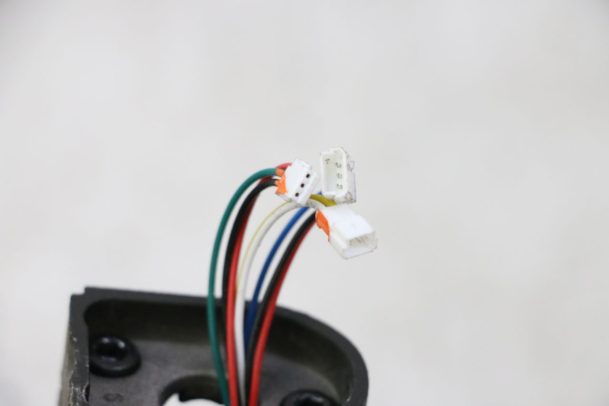 photo de TELLERSTAND XIAOMI MI PRO 2 1 - Bevestigingspunten