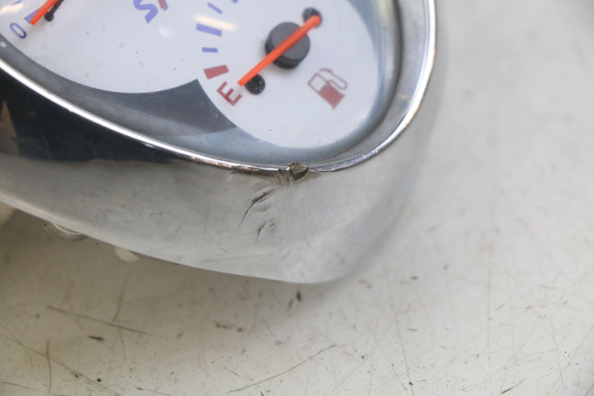 photo de TELLERSTAND SYM MIO 50 (2011 - 2017) - Andere kijkhoek