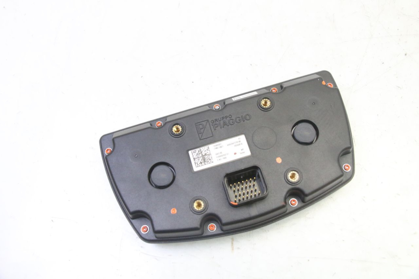 photo de TELLERSTAND PIAGGIO MP3 HPE 310 (2024 - 2025) - Technische close-up
