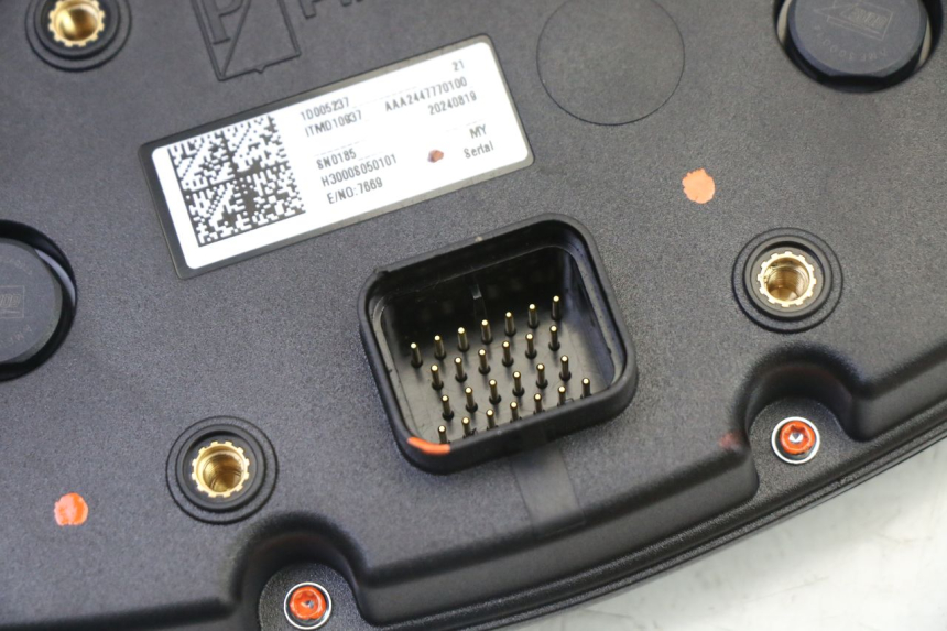 photo de TELLERSTAND PIAGGIO MP3 HPE 310 (2024 - 2025) - Overzicht