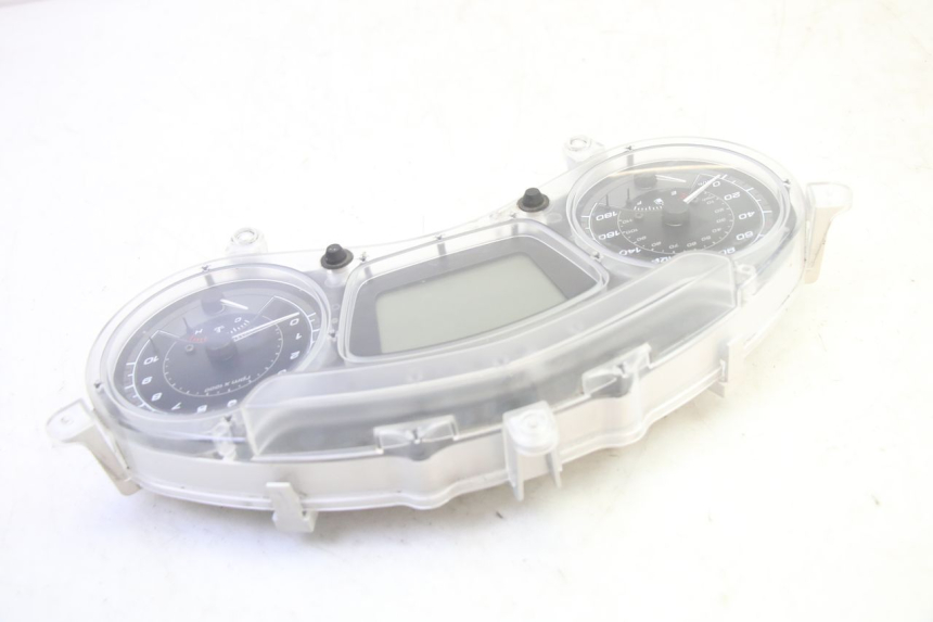 photo de TELLERSTAND PIAGGIO MP3 HPE 350 (2018 - 2020) - Staat van het oppervlak