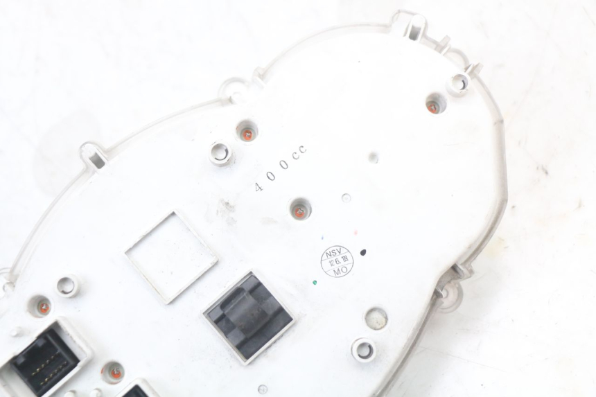 photo de TELLERSTAND PIAGGIO MP3 LT 400 (2007 - 2012) - Kenmerkende details