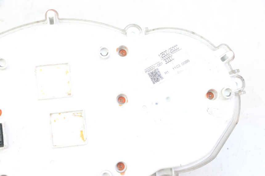 photo de TELLERSTAND PIAGGIO MP3 LT 300 (2010 - 2016) - Markeringen en referenties