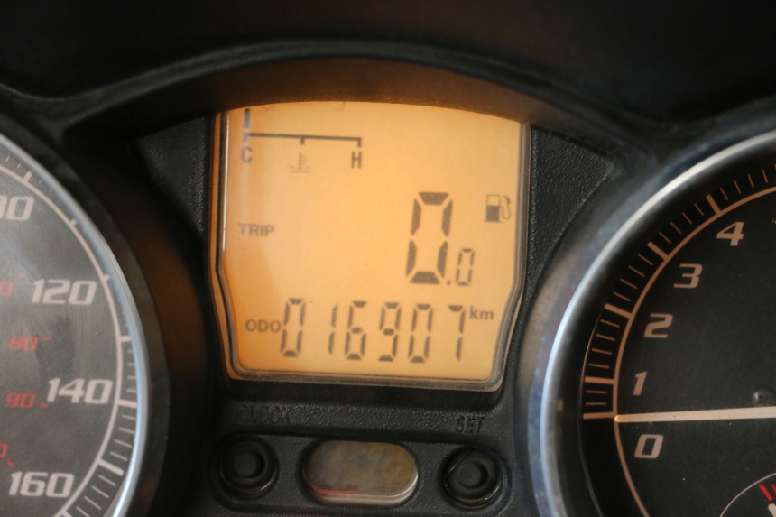 photo de TELLERSTAND PIAGGIO MP3 LT 300 (2010 - 2016) - Technische close-up