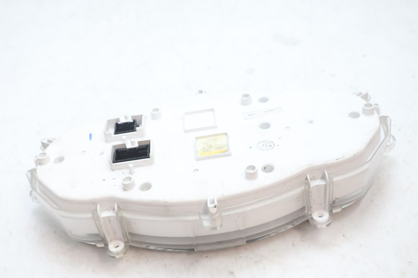 photo de TELLERSTAND PIAGGIO MP3 LT 300 (2010 - 2016) - Markeringen en referenties