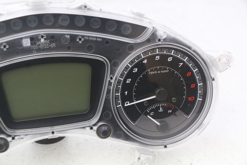 photo de TELLERSTAND PIAGGIO MP3 500 (2014 - 2017) - Zoom op componenten