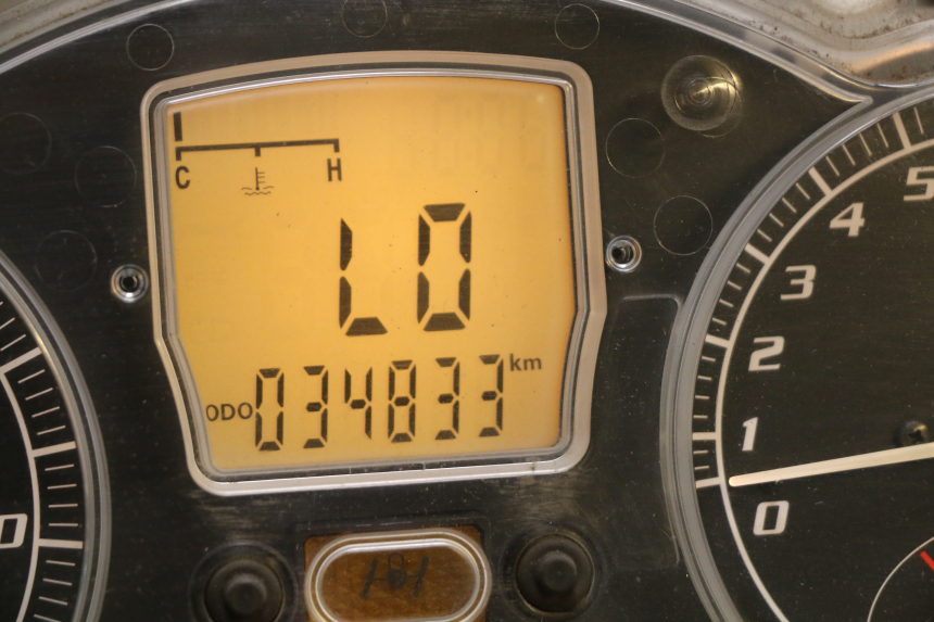 photo de TELLERSTANDMETER PIAGGIO MP3 125 (2006 - 2014) - Technische close-up
