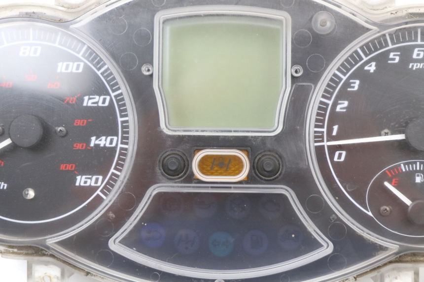 photo de TELLERSTANDMETER PIAGGIO MP3 125 (2006 - 2014) - Overzicht