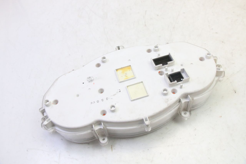 photo de TELLERSTAND PIAGGIO MP3 RL 250 (2006 - 2010) - Gecontroleerd onderdeel