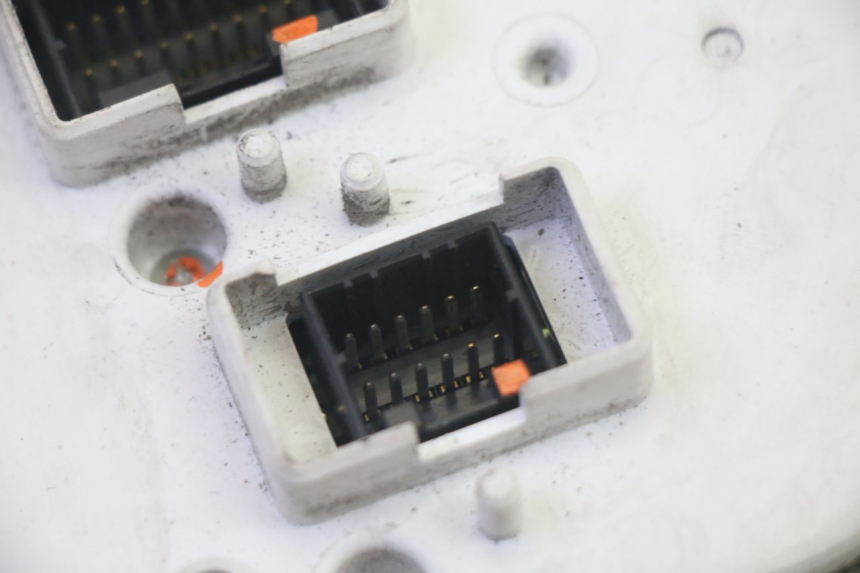 photo de TELLERSTANDMETER PIAGGIO MP3 125 (2006 - 2014) - Zoom op componenten