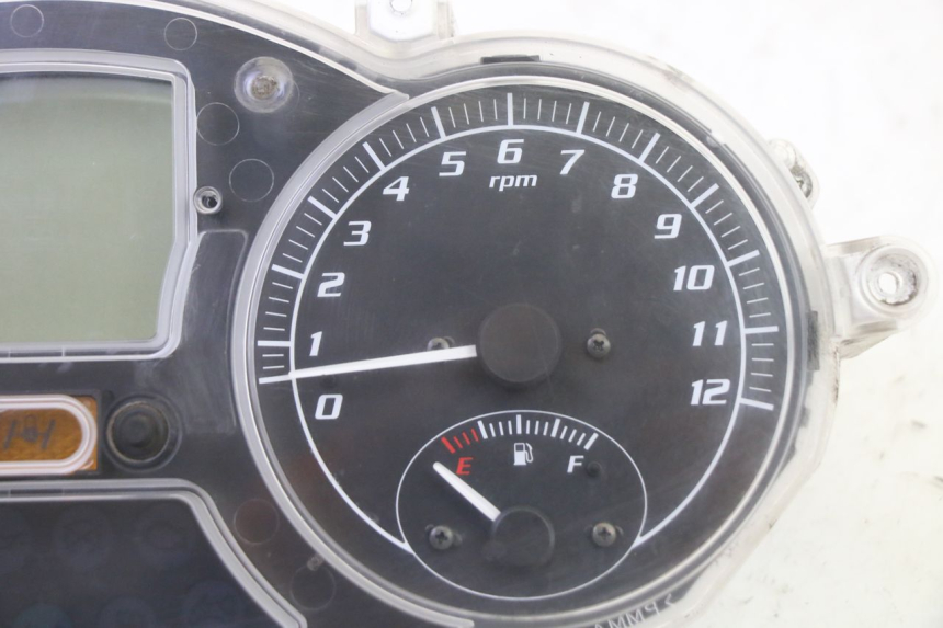 photo de TELLERSTANDMETER PIAGGIO MP3 125 (2006 - 2014) - Technische close-up