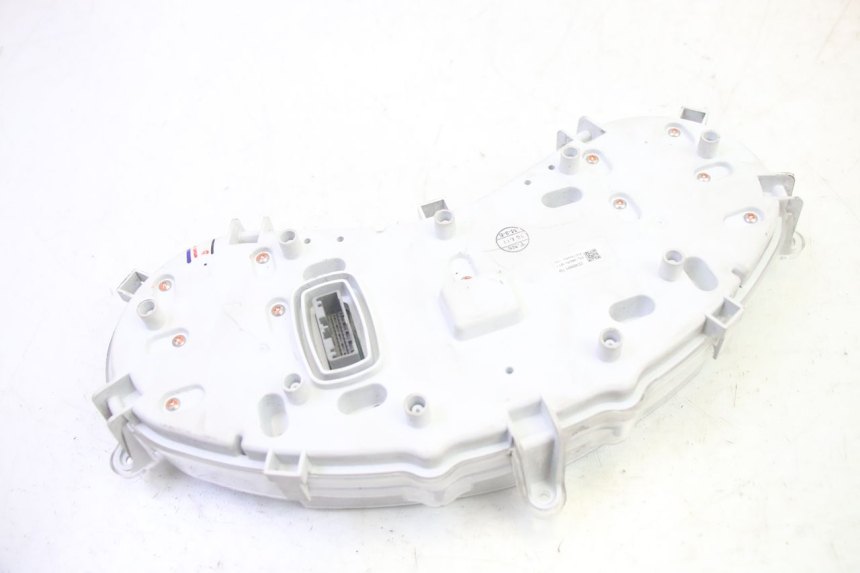 photo de TELLERSTAND PIAGGIO MP3 500 (2016 - 2018) - Kenmerkende details