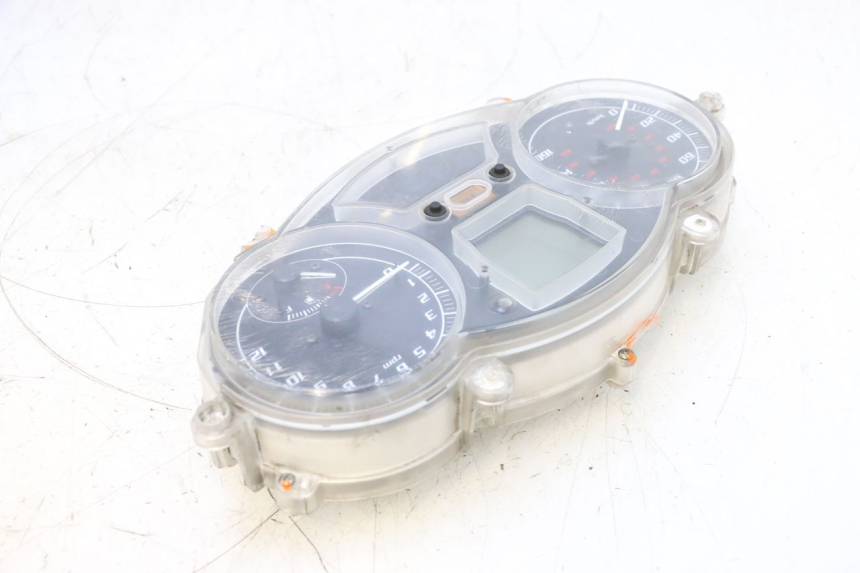 photo de TELLERSTAND PIAGGIO MP3 RL 250 (2006 - 2010) - Productaanzicht