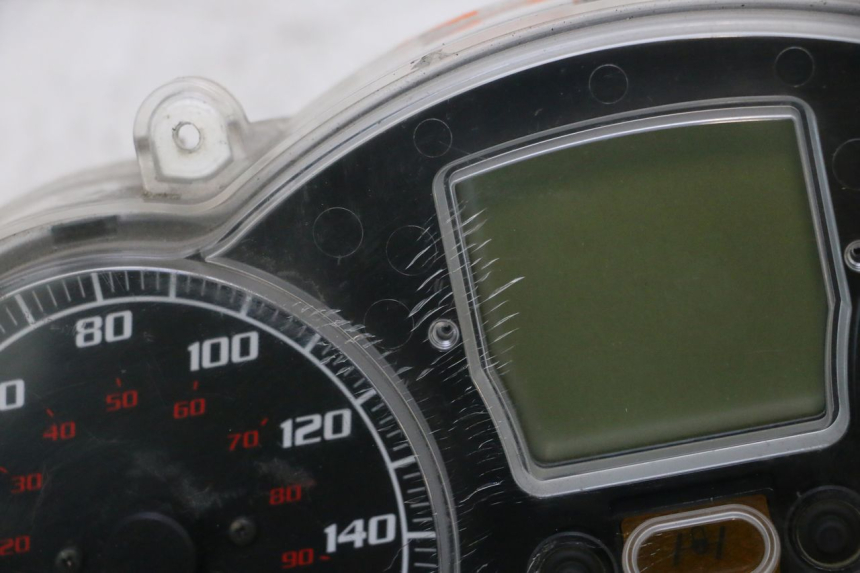 photo de TELLERSTAND PIAGGIO MP3 RL 250 (2006 - 2010) - Hoofdaanzicht