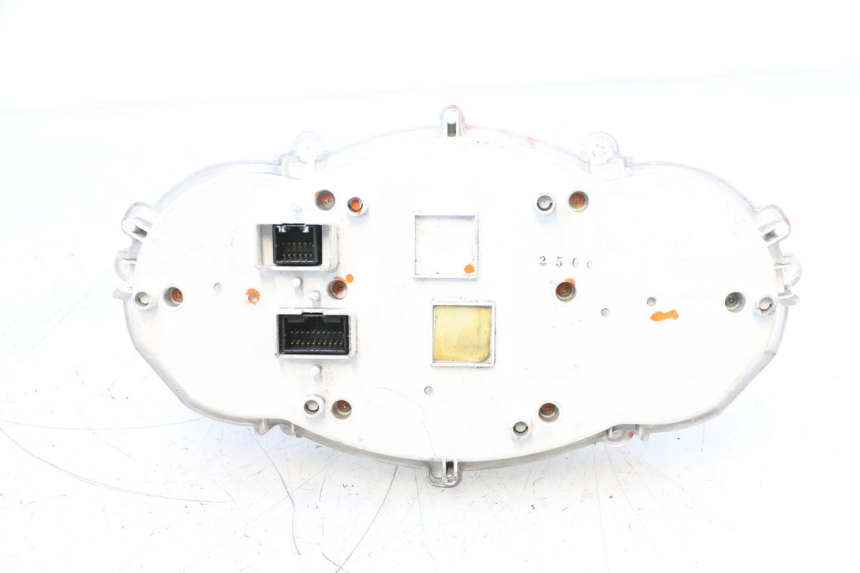 photo de TELLERSTAND PIAGGIO MP3 RL 250 (2006 - 2010) - Staat van het oppervlak