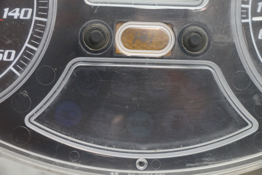photo de TELLERSTANDMETER PIAGGIO MP3 125 (2006 - 2014) - Andere kijkhoek