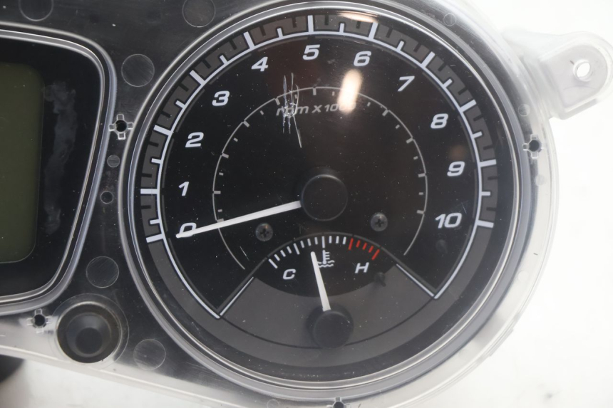 photo de TELLERSTAND PIAGGIO MP3 500 (2016 - 2018) - Technische close-up
