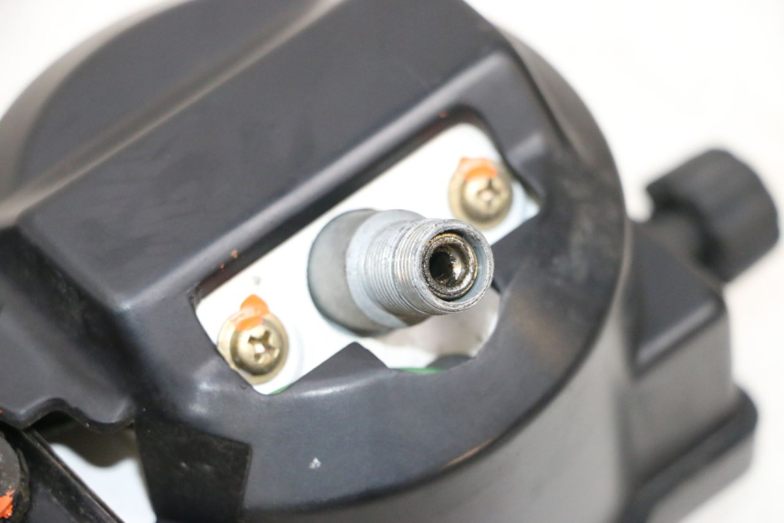 photo de TELLERSTAND HONDA NSR R 125 (1994 - 2003) - Kenmerkende details