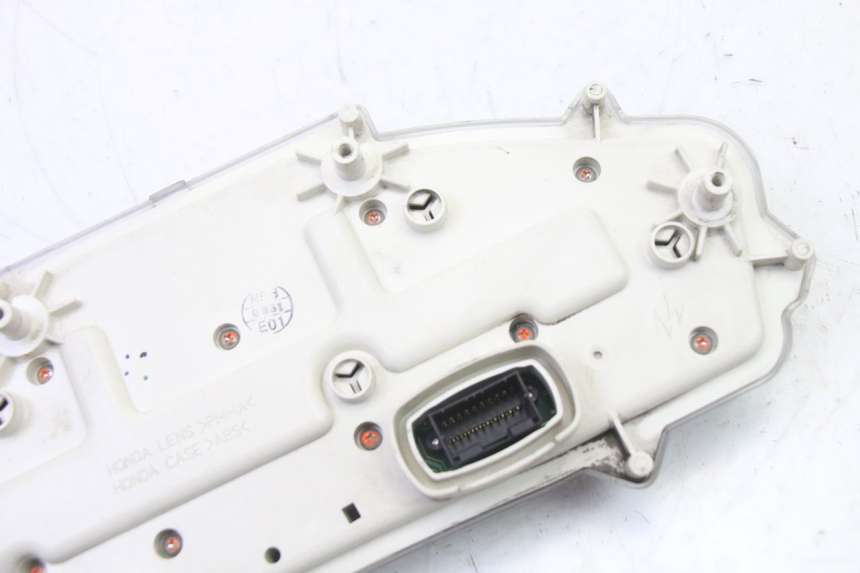 photo de TELLERSTANDMETER HONDA NTV DEAUVILLE ABS 700 (2007 - 2016) - Zoom op componenten