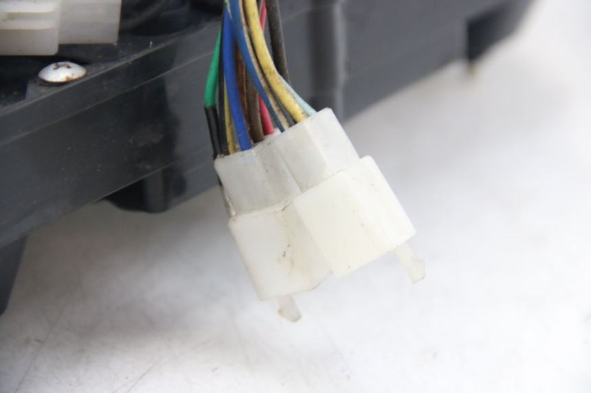 photo de TELLERSTAND SELECT UP OCTALIS 125 (2007 - 2012) - Staat van het oppervlak