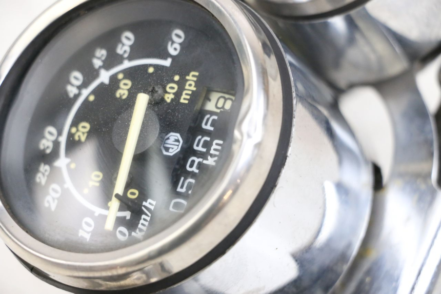 photo de TELLERSTAND JM MOTORS OLDIES 4T 50 (2010 - 2020) - Technische close-up