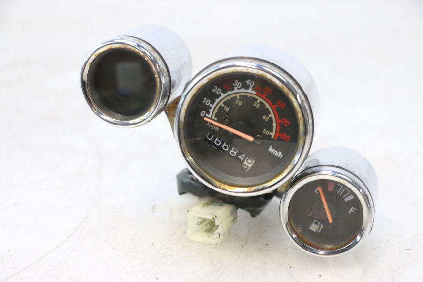 photo de TELLERSTAND JM MOTORS OLDIES 4T 50 (2010 - 2020) - Hoofdaanzicht