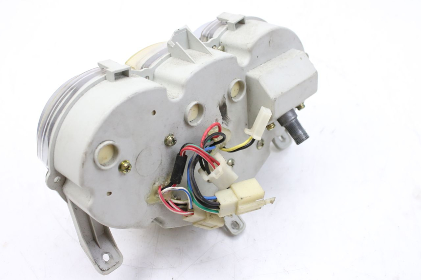 photo de TELLERSTAND KEEWAY OUTLOOK 125 (2007 - 2013) - Zoom op gebruiksstaat