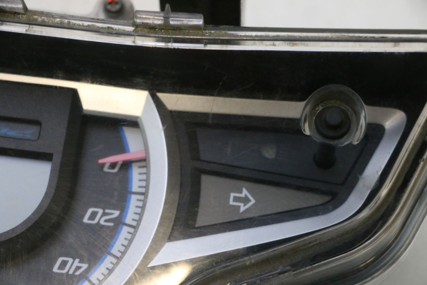 photo de TELLERSTANDMETER HONDA PCX (JF57/JF64) 125 (2014 - 2018) - Bevestigingspunten