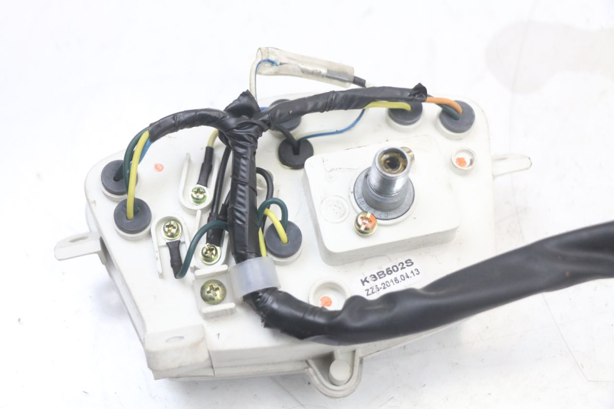 photo de TELLERSTAND PEUGEOT KISBEE 2T 50 (2010 - 2017) - Staat van het oppervlak