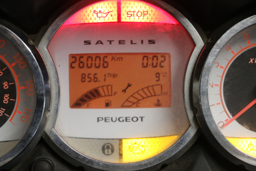 photo de TELLERSTANDMETER PEUGEOT SATELIS 125 (2010 - 2012) - Zoom op gebruiksstaat