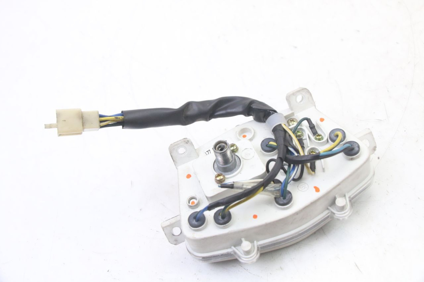 photo de TELLERSTAND PEUGEOT STREETZONE I 2T 50 (2018 - 2020) - Bevestigingspunten